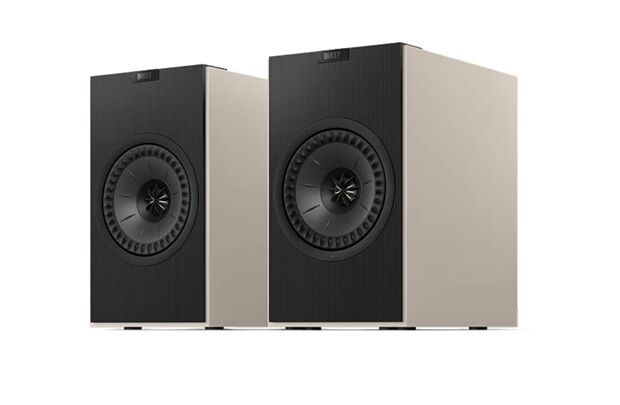 KEF Coda W -Paarpreis, aktive Regallautsprecher