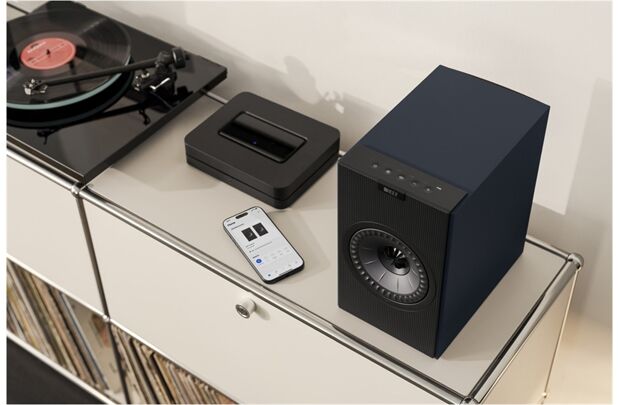 KEF Coda W -Paarpreis, aktive Regallautsprecher