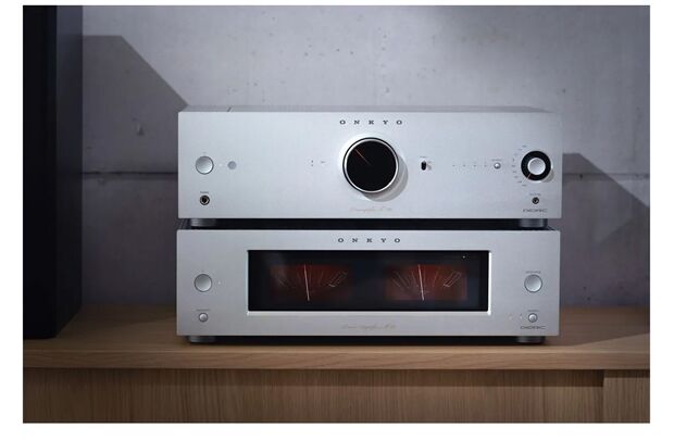 Onkyo P-80 -Netzwerk-Vorverstärker