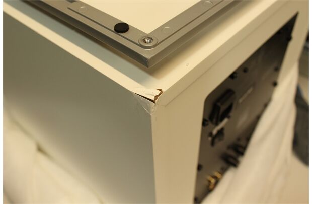 DALI SUB E-12F -BESCHÄDIGTE-B-WARE Subwoofer, Heimkino