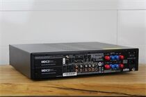 NAD C379, Stereo Vollverstärker
