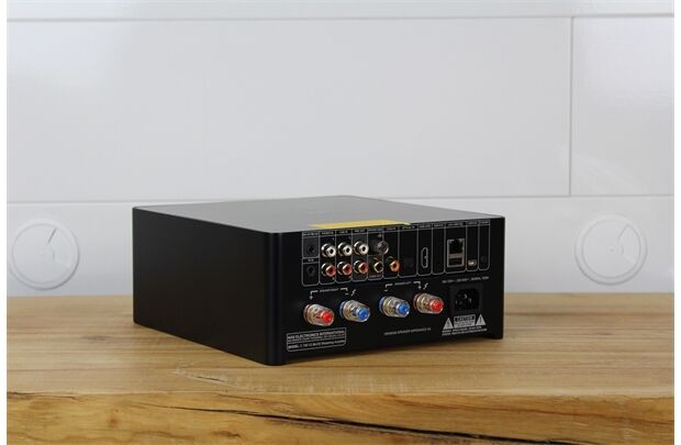 NAD C700 V2, Stereoamp, BluOS™