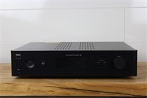 NAD C389, Stereo Vollverstärker